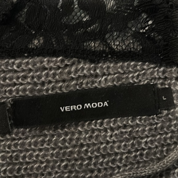 Vero Moda sweater low back with lace detailing Large - Picture 4 of 7